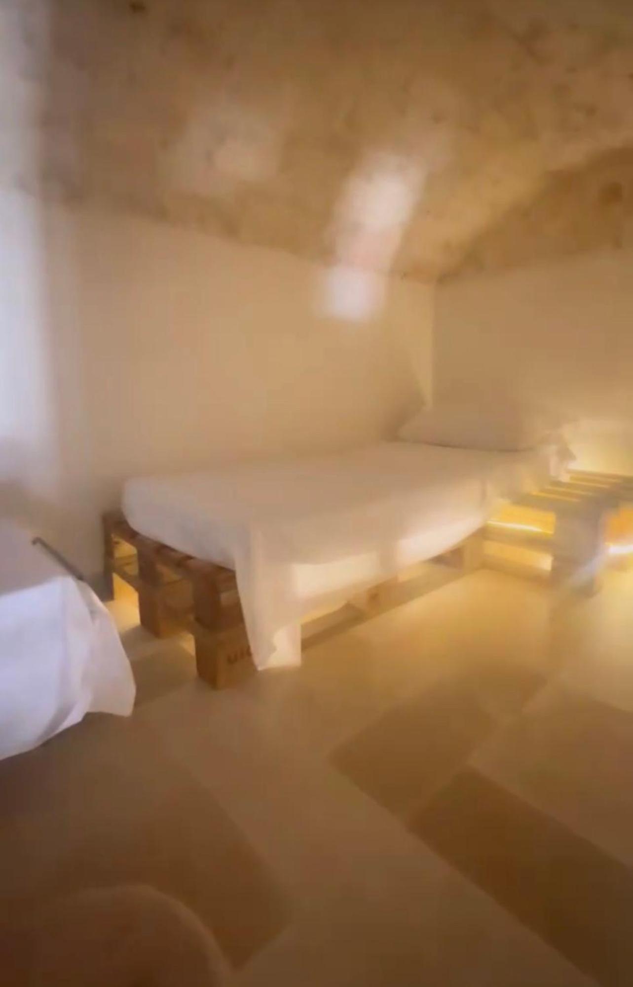Euphoria Luxury Room Остуни Экстерьер фото